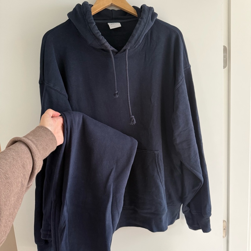 Aritzia TNA Navy Hoodie and sweatpants set